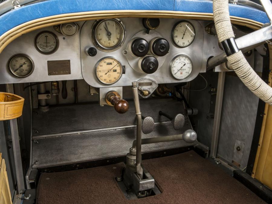 Панель приборов Chenard-Walcker 3-Litre 70-80 HP 1923 года  (фото 12 из 13)